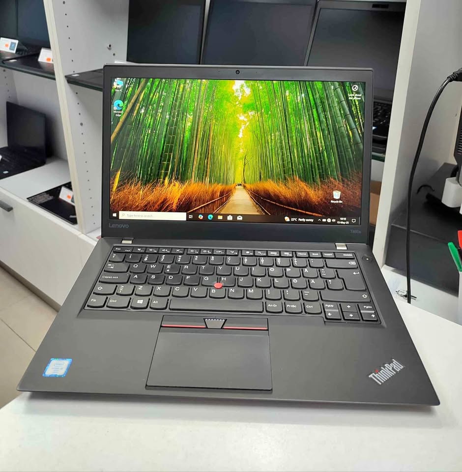 Lenovo ThinkPad T460s | i5 6th Gen | 8GB RAM | 256GB SSD